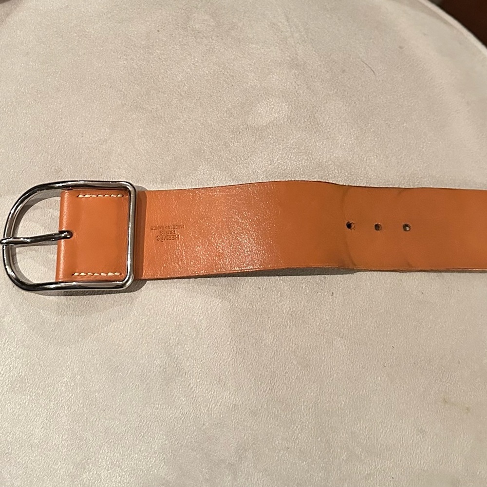 HERMÈS
Wide Leather Wrap Bracelet